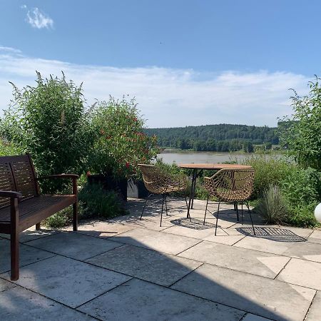 Stille X Weite - Hochwertige Wohnung Mit See-Panorama Kronburg Экстерьер фото