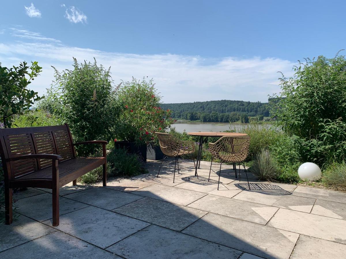 Stille X Weite - Hochwertige Wohnung Mit See-Panorama Kronburg Экстерьер фото
