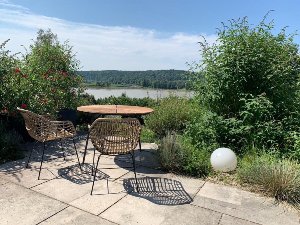 Stille X Weite - Hochwertige Wohnung Mit See-Panorama Kronburg Экстерьер фото