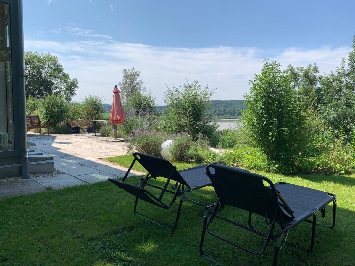 Stille X Weite - Hochwertige Wohnung Mit See-Panorama Kronburg Экстерьер фото
